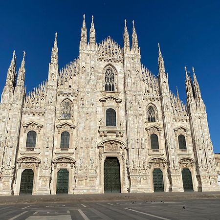 Duomo Intero Appartamento Мілан Екстер'єр фото